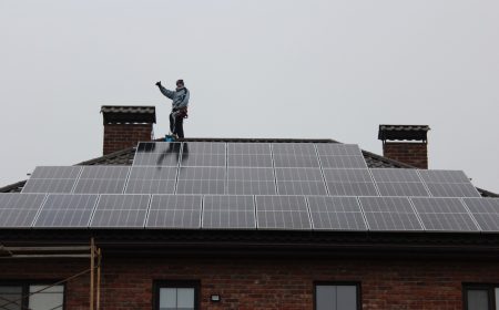 Сонячна електростанція під “зелений” тариф у Сумах. Фотомодулі моно 380 Вт, інвертор 30 кВт Huawei, кріплення Kripter анодований алюміній